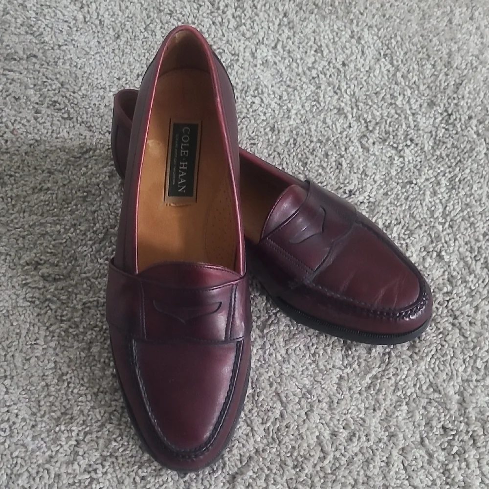 GUC Cole Haan Deep Burgundy Leather Penny Loafers Men 11.5D - Picture 1 of 9